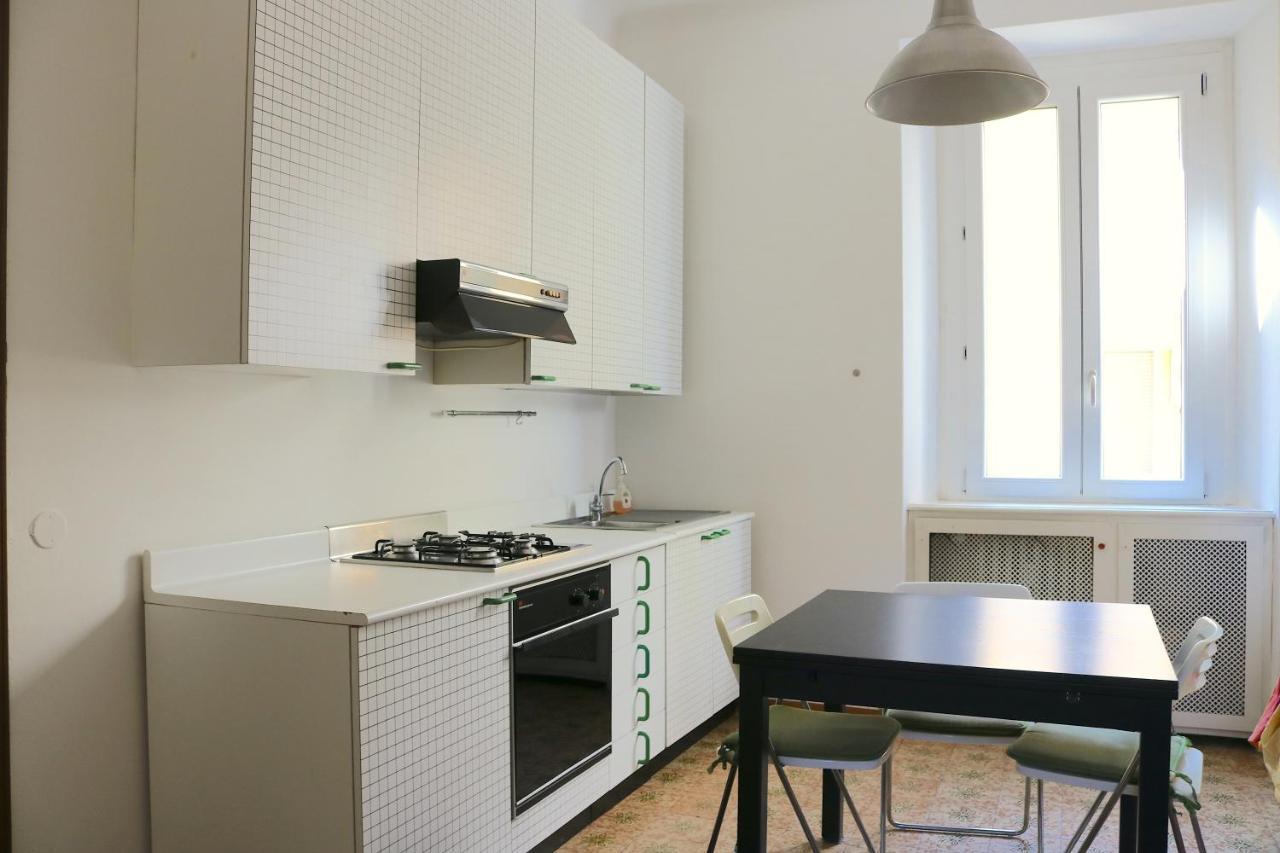 S. Ambrogio Cozy Apartment Milão Exterior foto